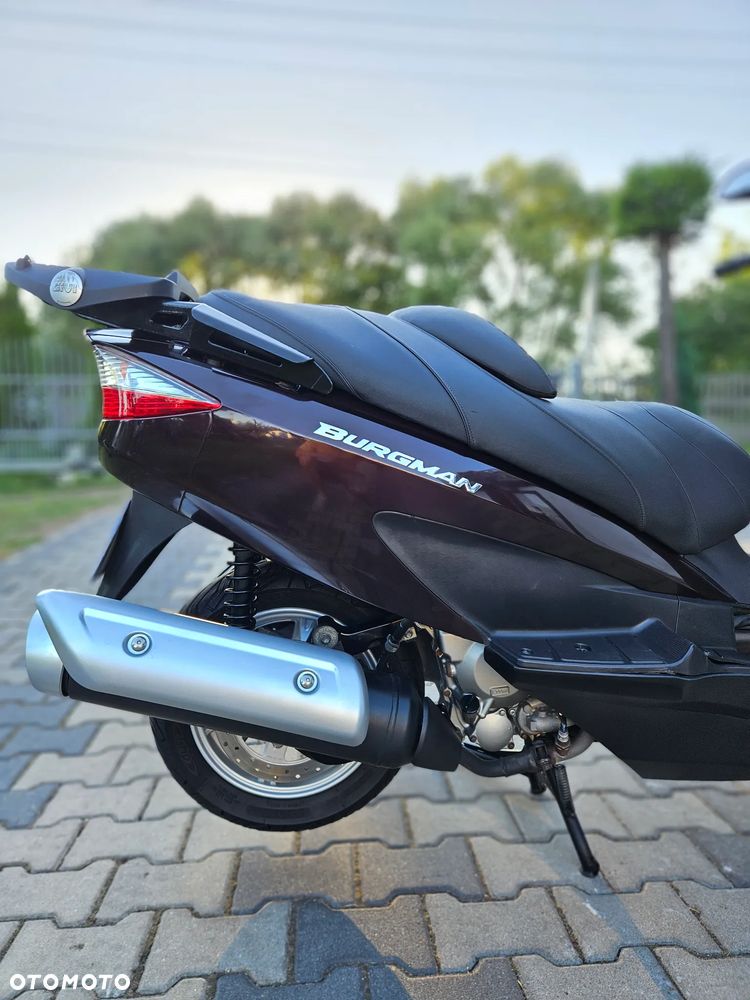 Suzuki Burgman - 10