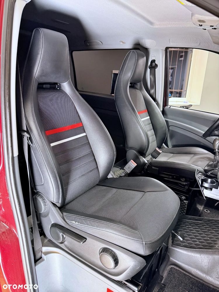 Mercedes-Benz Vito Univan 639.605 - 10