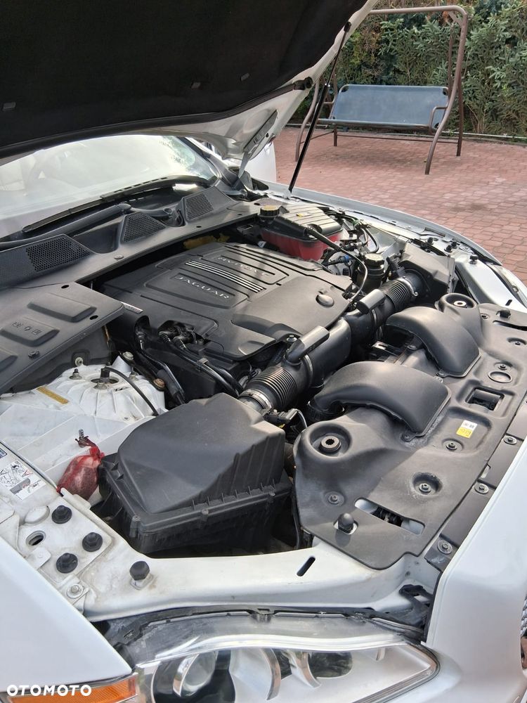 Jaguar XJ 3.0 V6 Kompressor Portfolio - 16