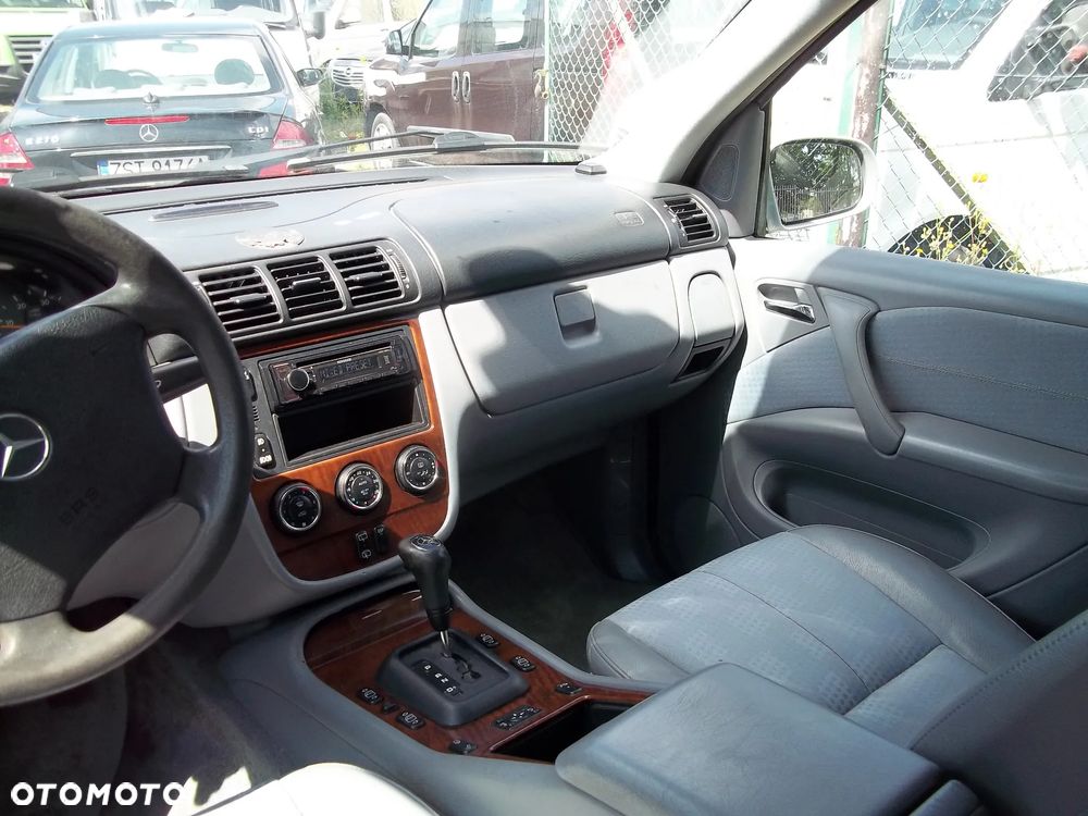 Mercedes-Benz ML - 7