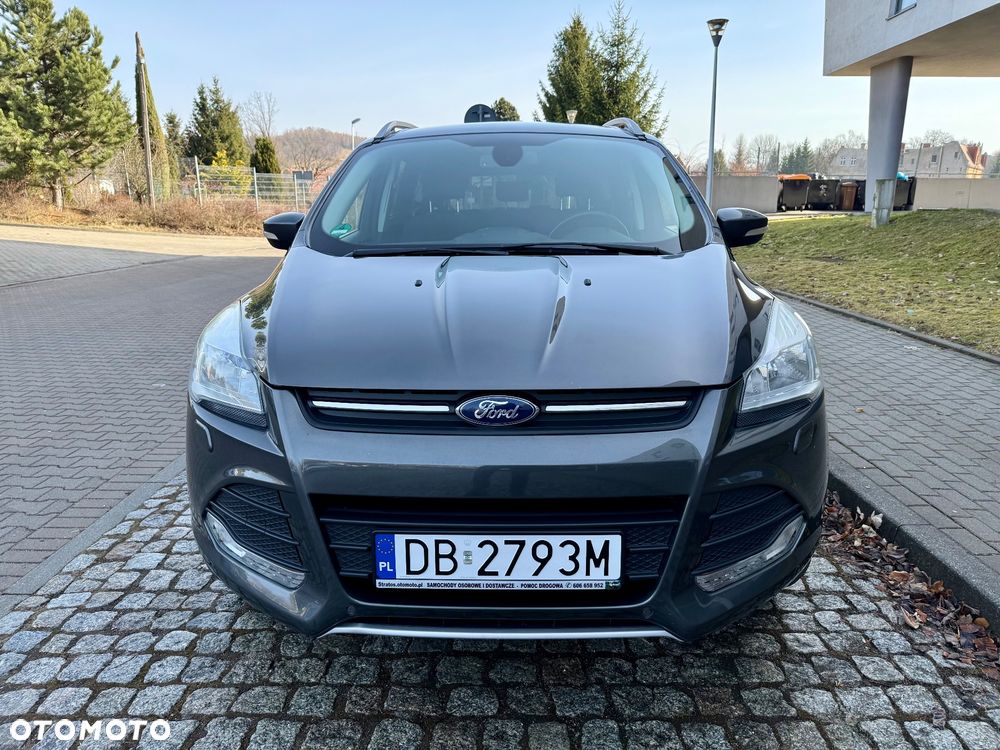 Ford Kuga 1.5 EcoBoost 2x4 Titanium - 2
