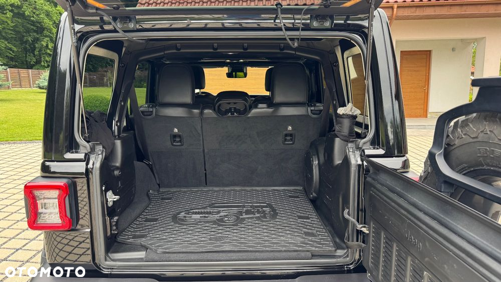 Jeep Wrangler Unlimited 2.2 CRD Sahara - 14