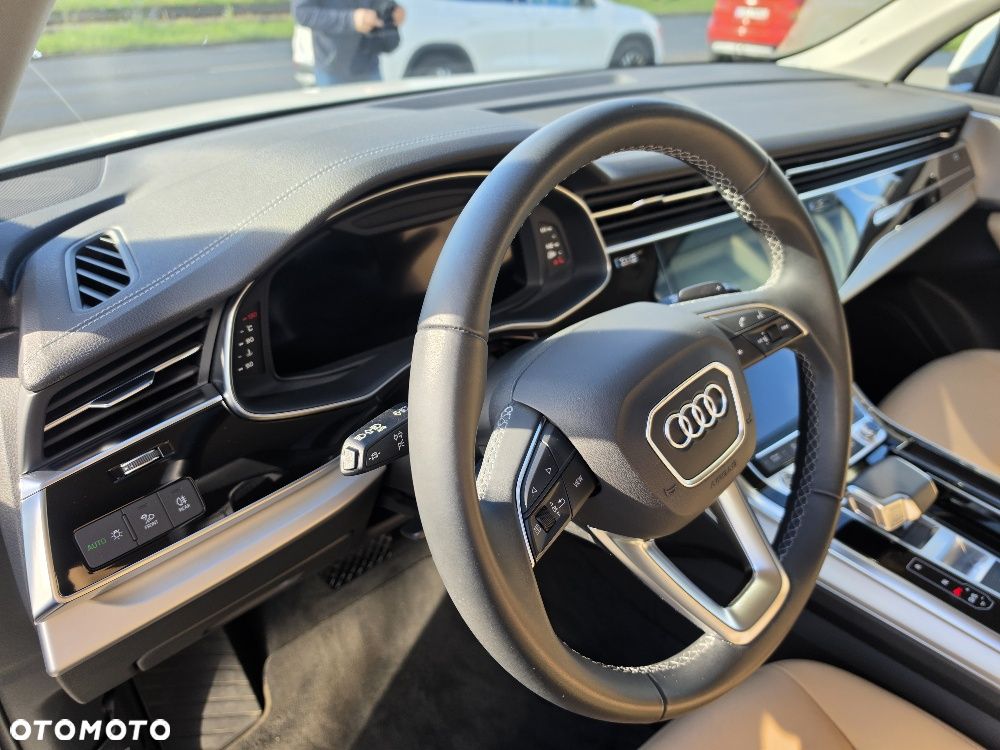 Audi Q7 - 12