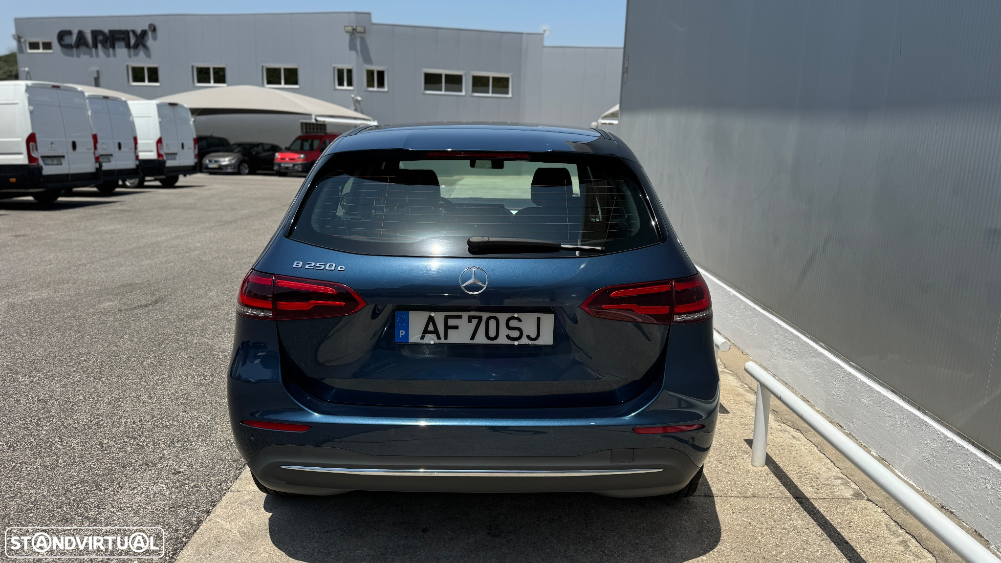 Mercedes-Benz B 250 e Style Plus - 11