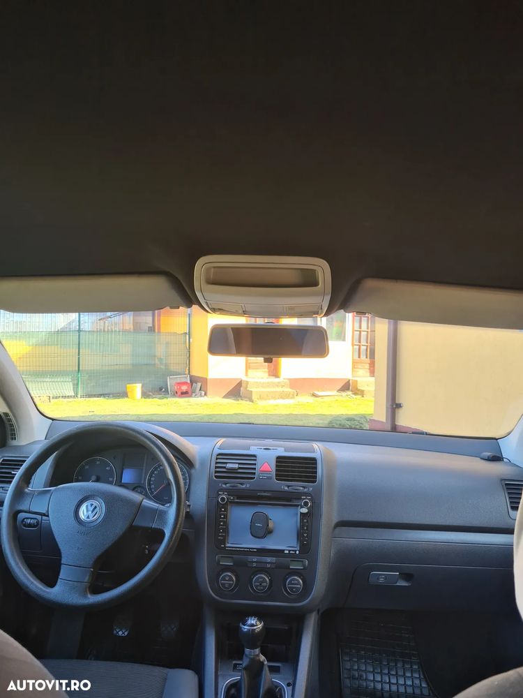 Volkswagen Golf - 14