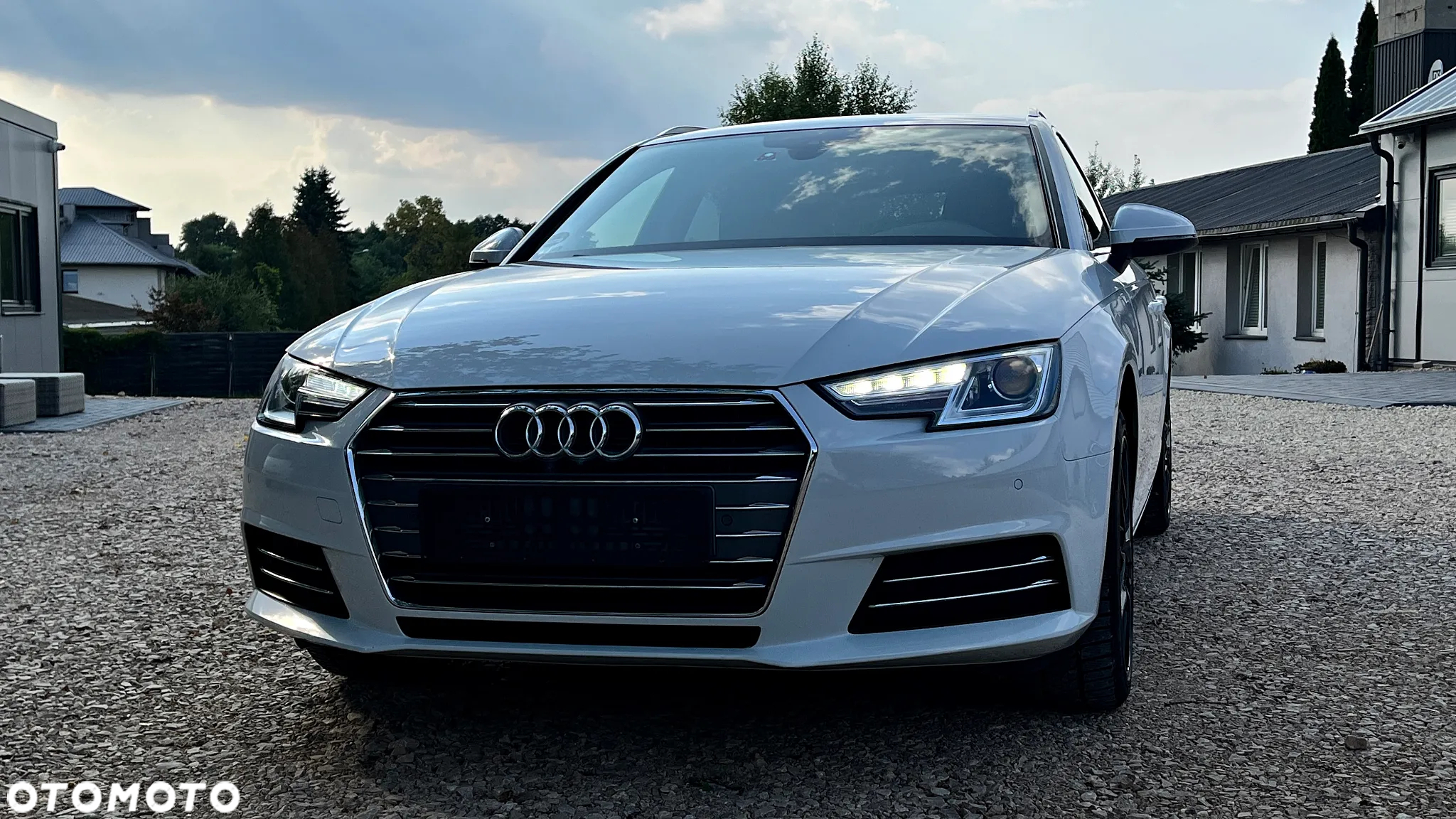 Audi A4 Avant 2.0 TDI Sport S tronic - 2
