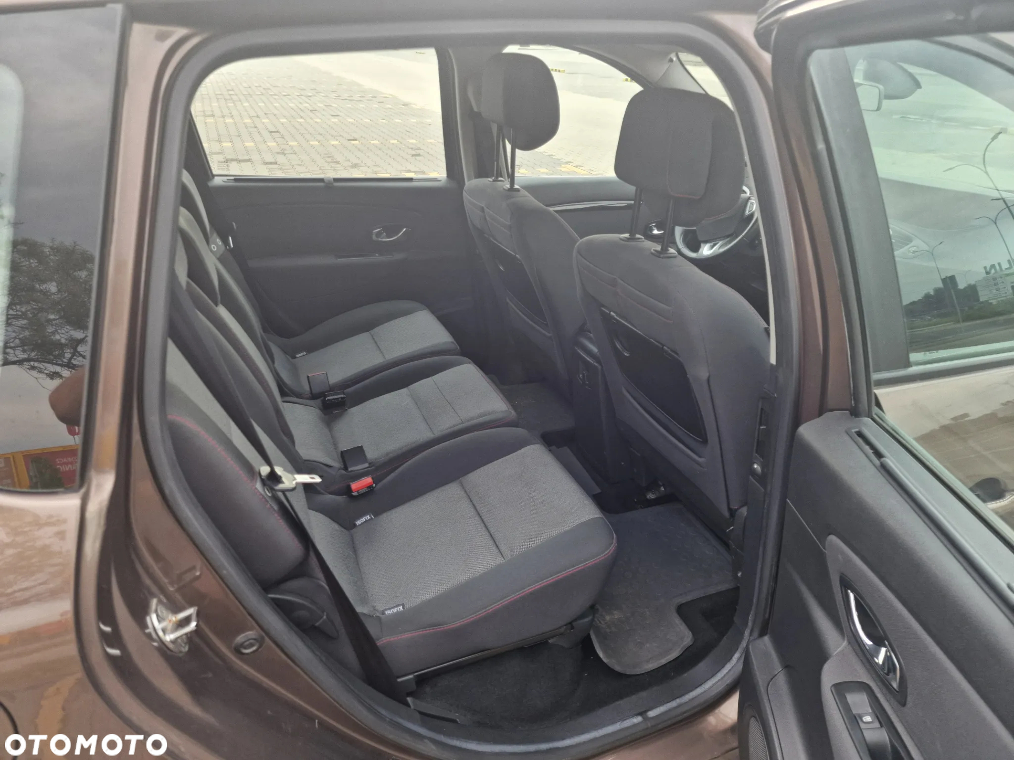 Renault Scenic 1.5dCi TomTom Edition - 9