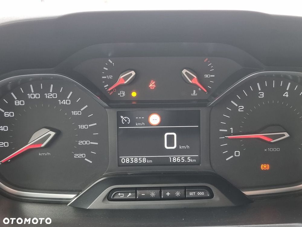 Peugeot Rifter 1.5 BlueHDI Active S&S - 29