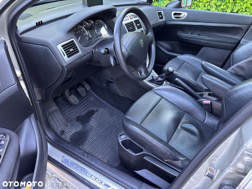 Peugeot 307 2.0 - 39