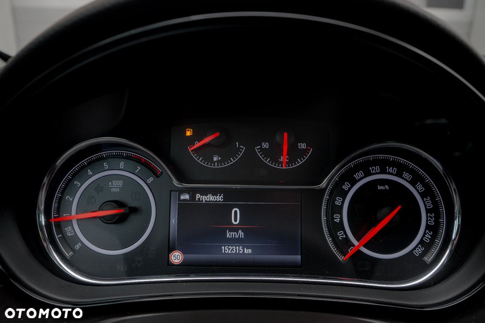 Opel Insignia 1.4 T Cosmo S&S - 19