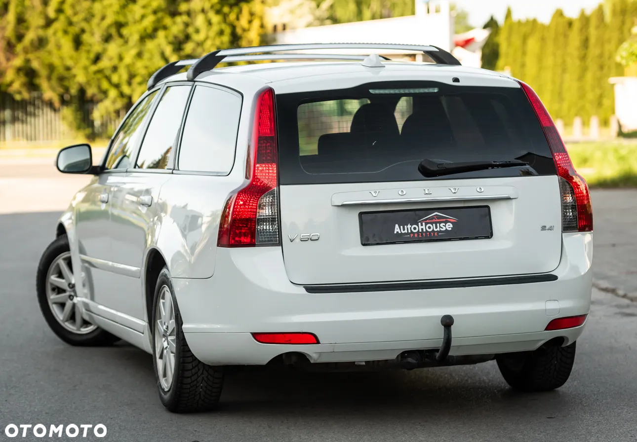 Volvo V50 2.4i Momentum - 7