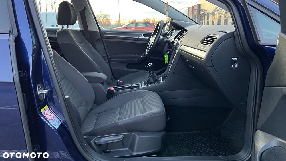Volkswagen Golf VII 1.5 TSI BMT Evo Comfortline - 12