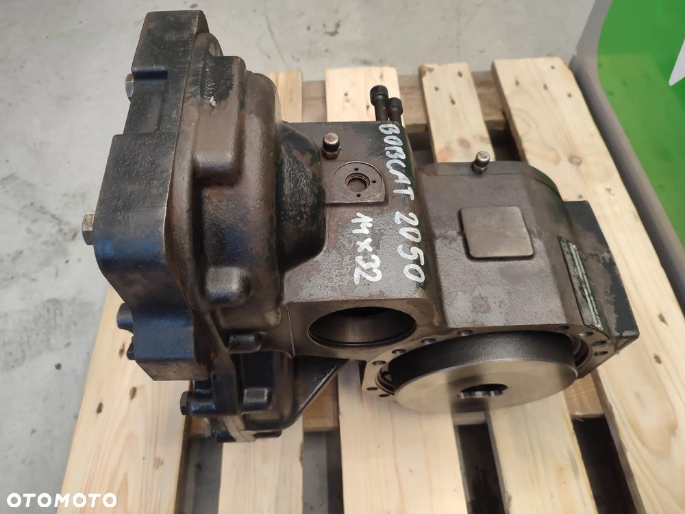 Atak mostu BOBCAT 2050 (14x32)(60321173) - 7