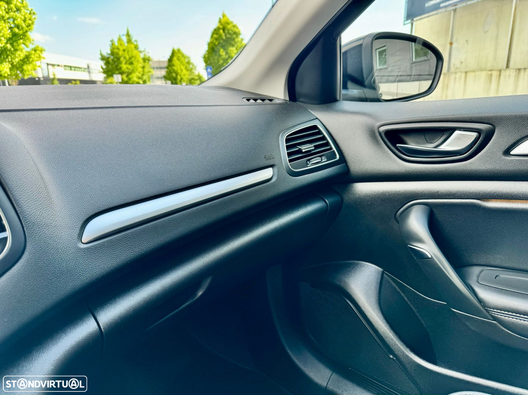 Renault Mégane Sport Tourer 1.6 E-Tech Plug-In Intens - 25