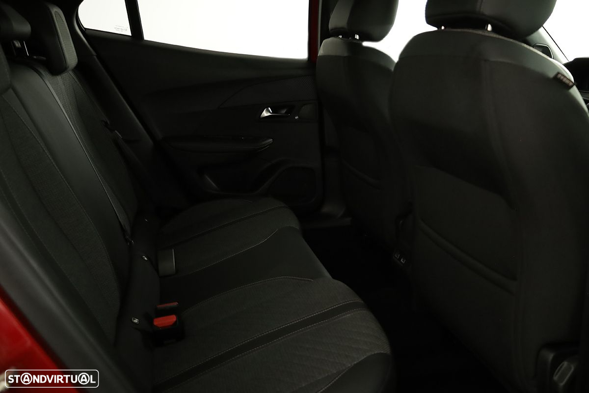 Peugeot 2008 1.2 PureTech Allure - 20