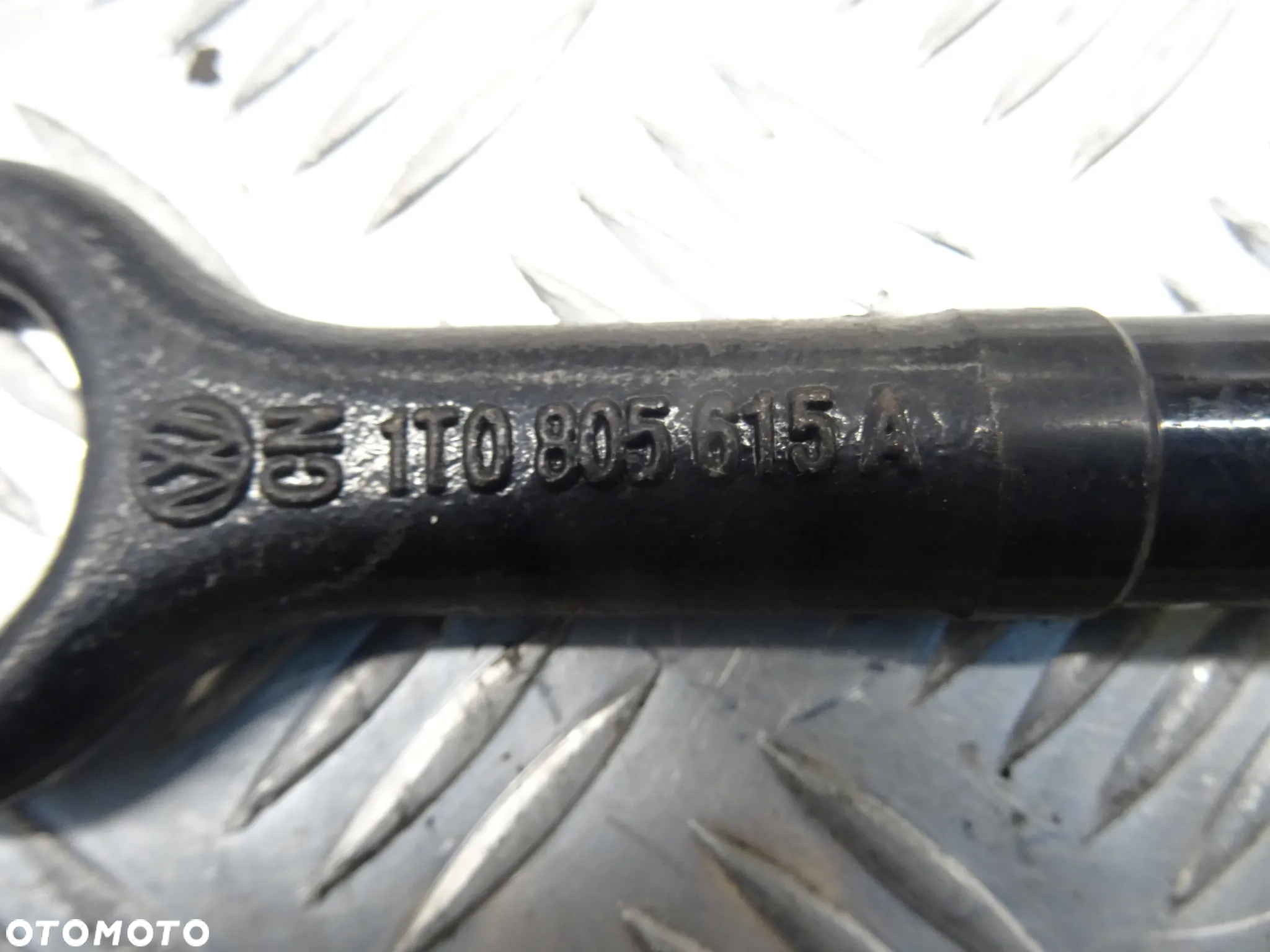 VW CADDY III LIFT 15-20 2K5 2.0TDI HAK UCHO HOLOWNICZE - 2