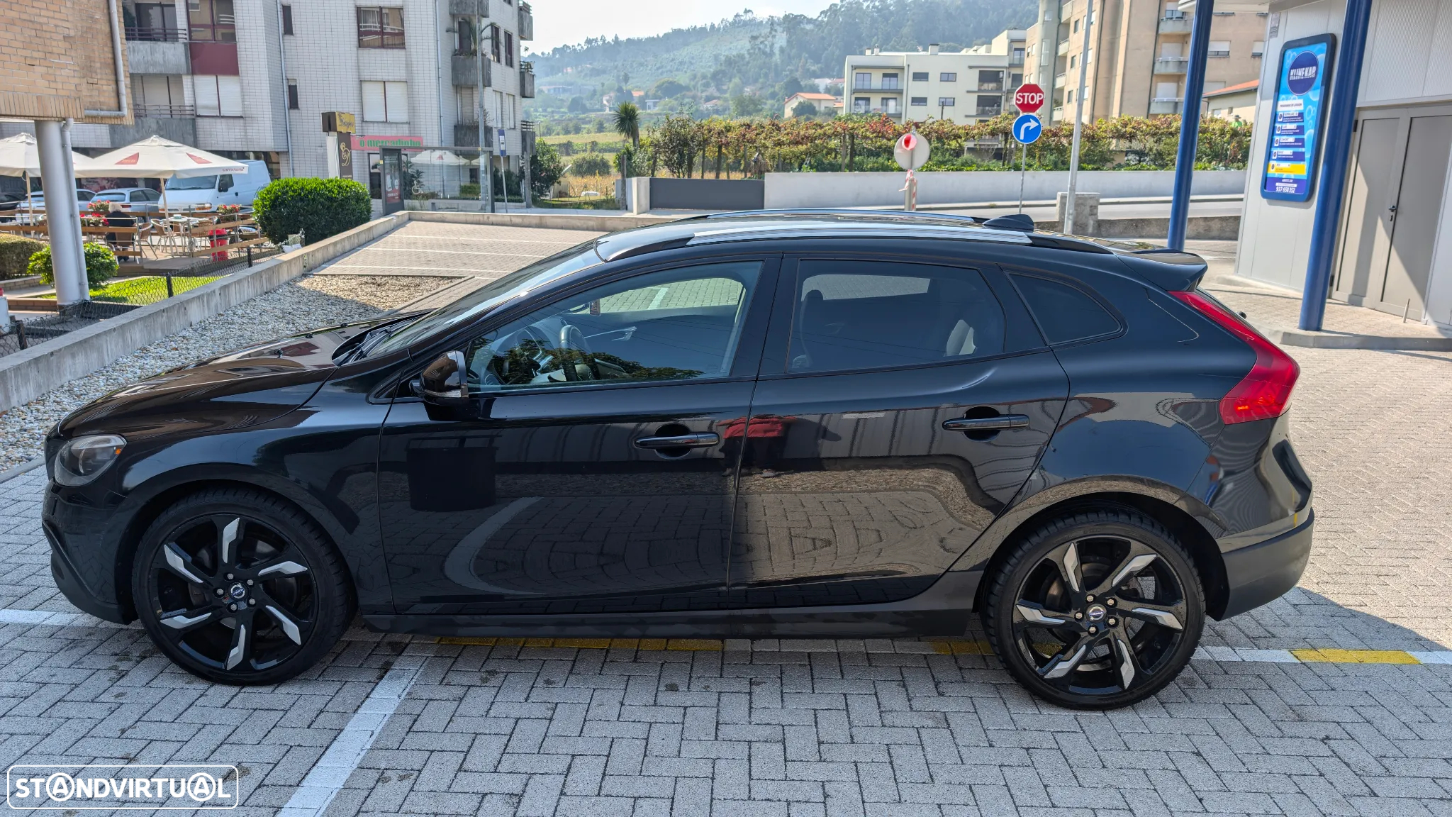 Volvo V40 D4 Geartronic Momentum - 5