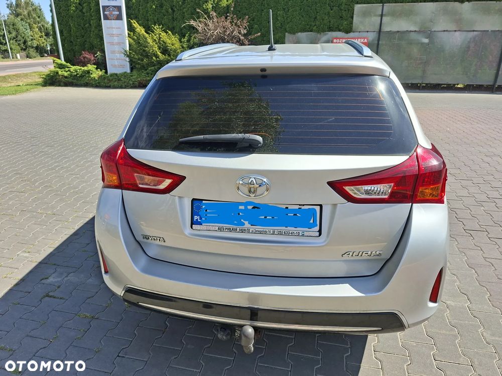 Toyota Auris 2.0 D-4D Dynamic - 4