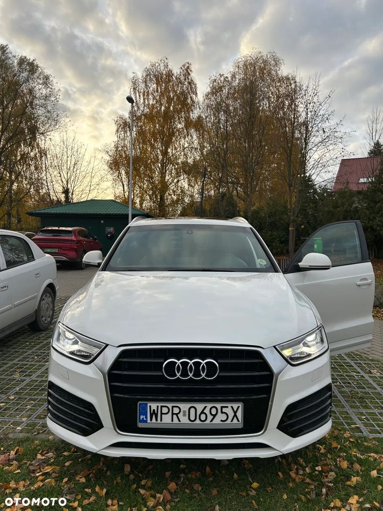 Audi Q3 2.0 TFSI Quattro S tronic design - 4