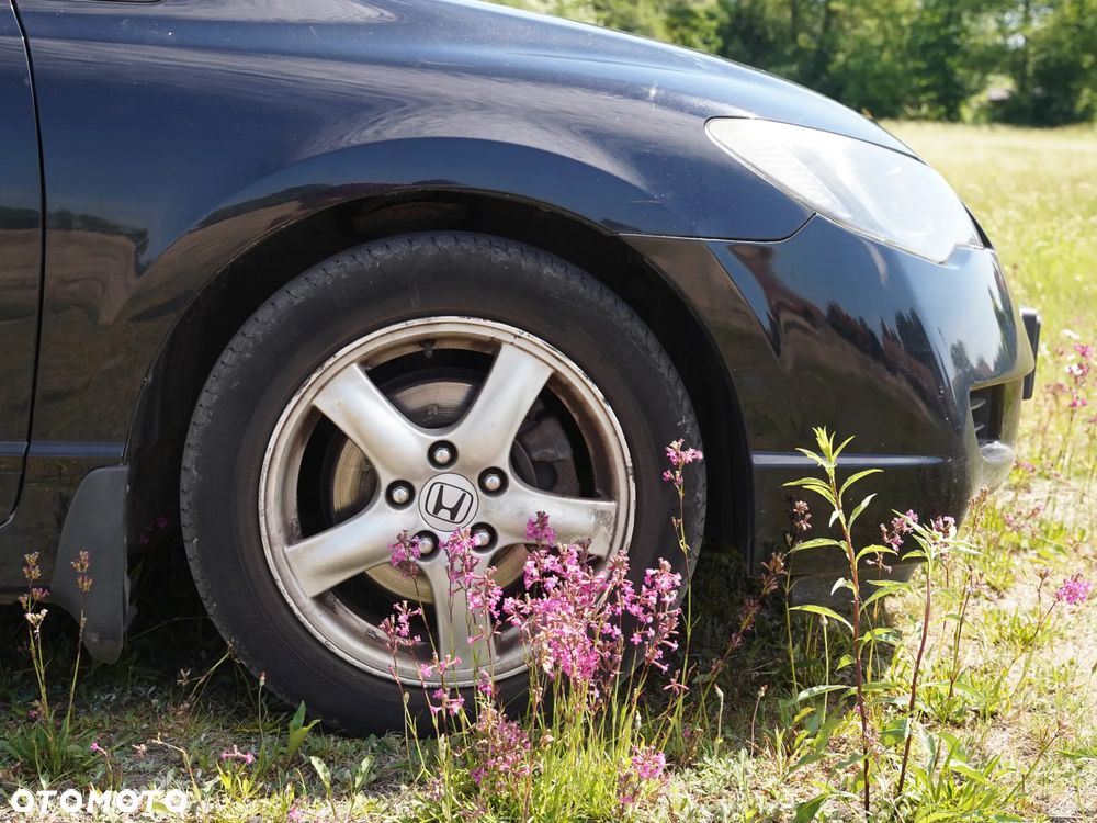 Honda Civic 1.8 Comfort - 13