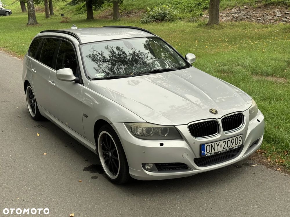 BMW Seria 3 318d - 17