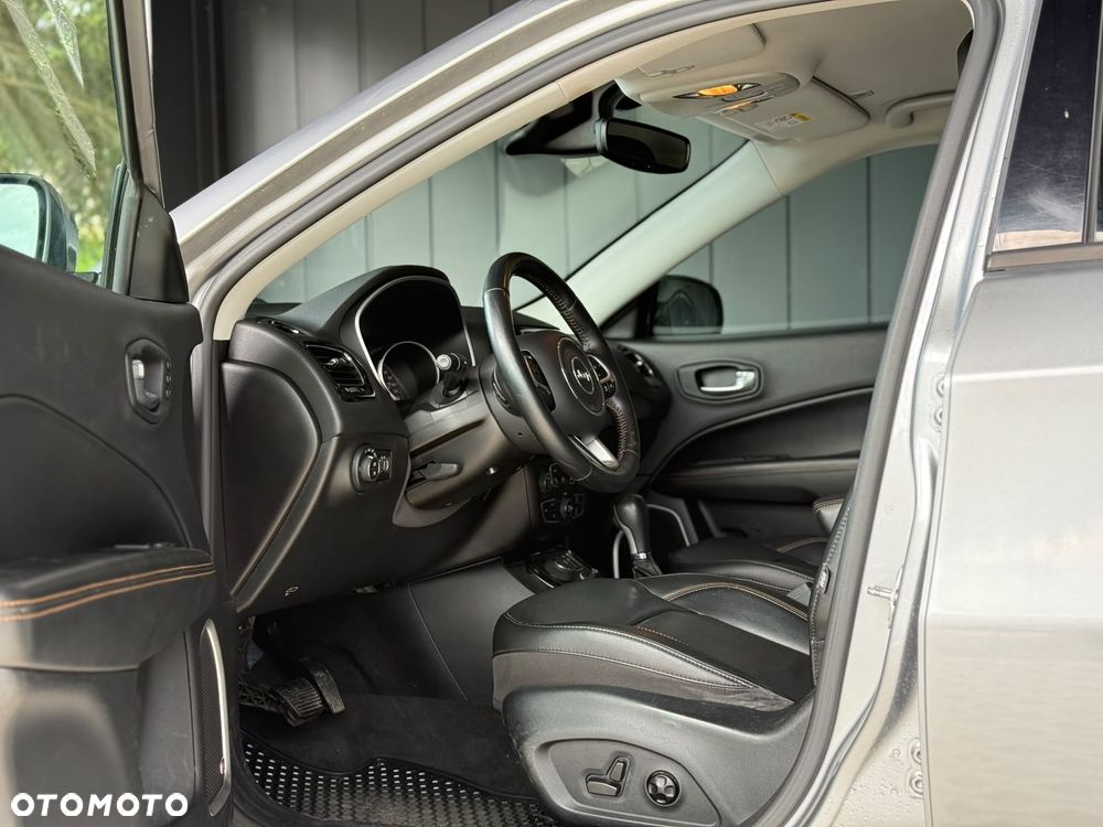 Jeep Compass 1.4 TMair Limited 4WD S&S - 17