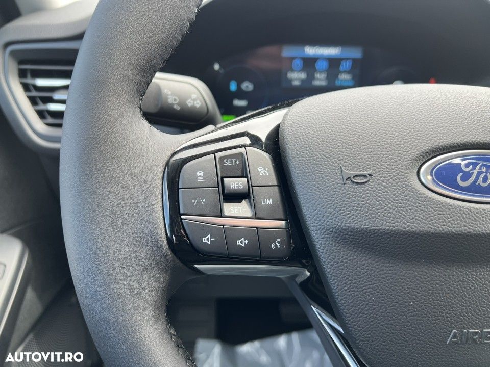 Ford Kuga 2.5 Duratec FWD PHEV Titanium - 16