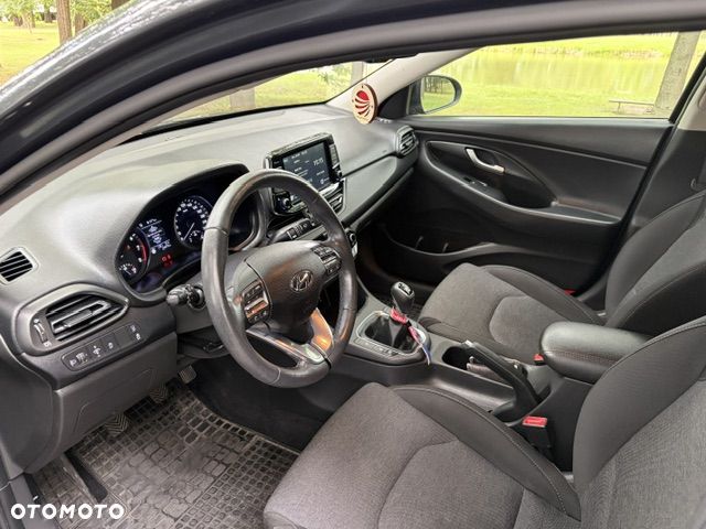 Hyundai i30 1.5 T-GDI 48V Executive - 18