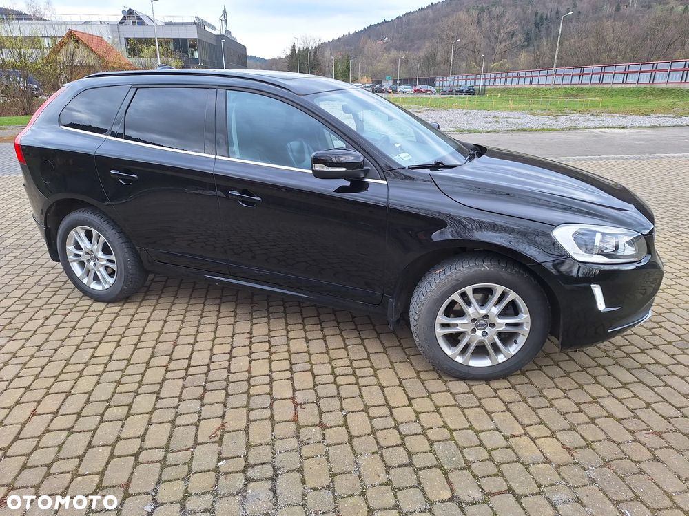 Volvo XC 60 D3 Geartronic Momentum - 26