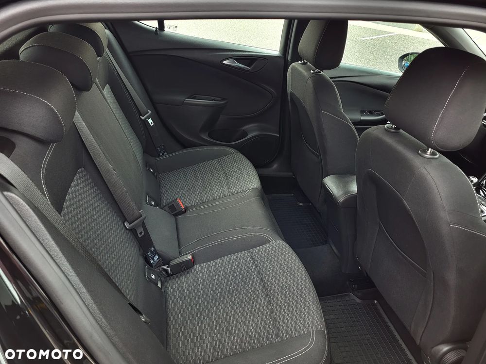 Opel Astra 1.4 T Dynamic - 22