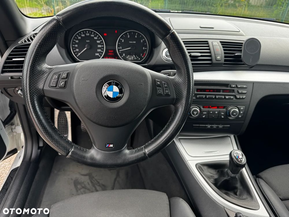 BMW Seria 1 118i - 15
