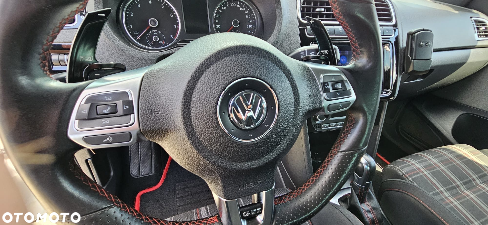 Volkswagen Polo 1.4 TSI GTI DSG - 11