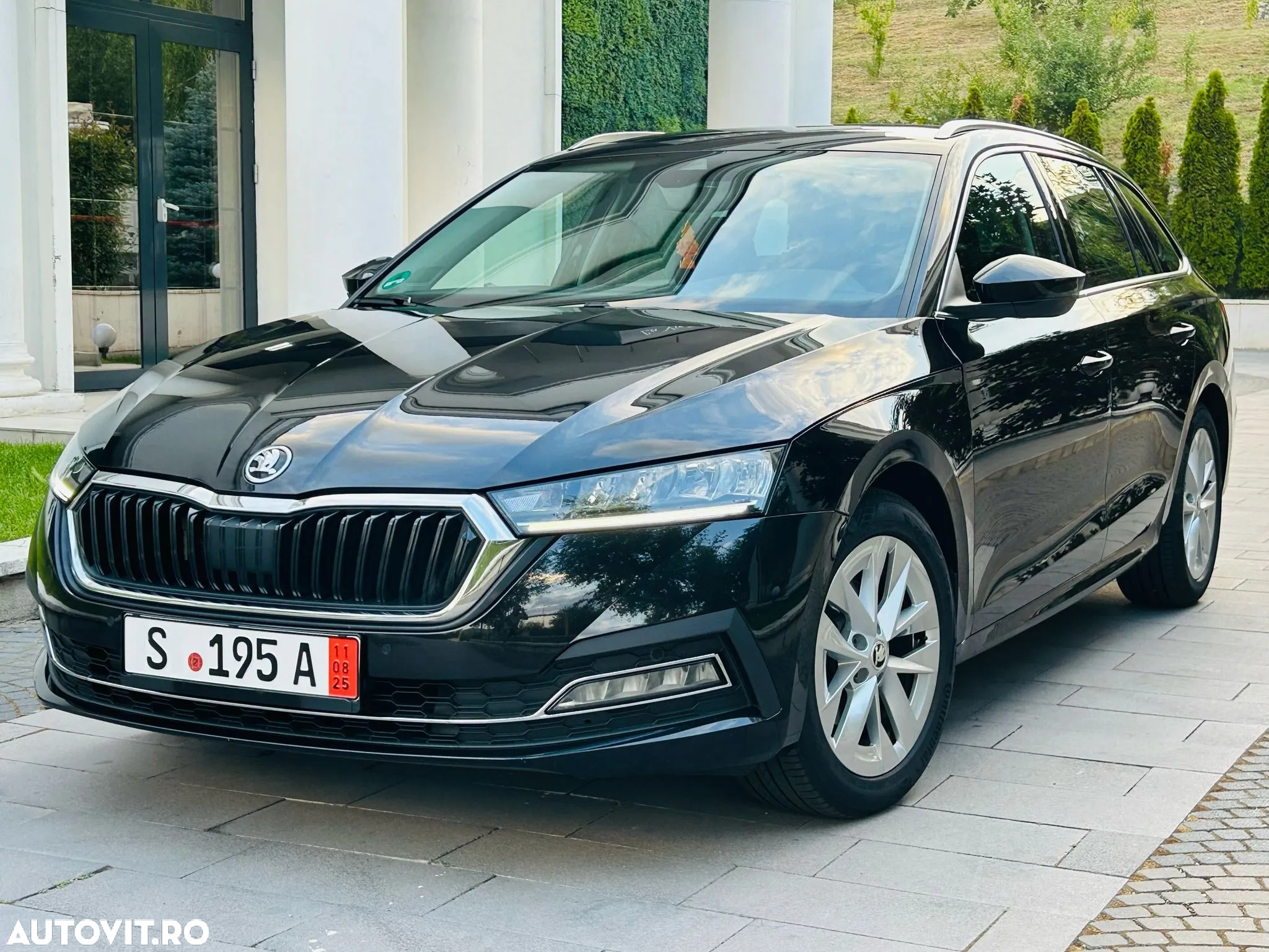 Skoda Octavia 2.0 TDI DSG Style - 17