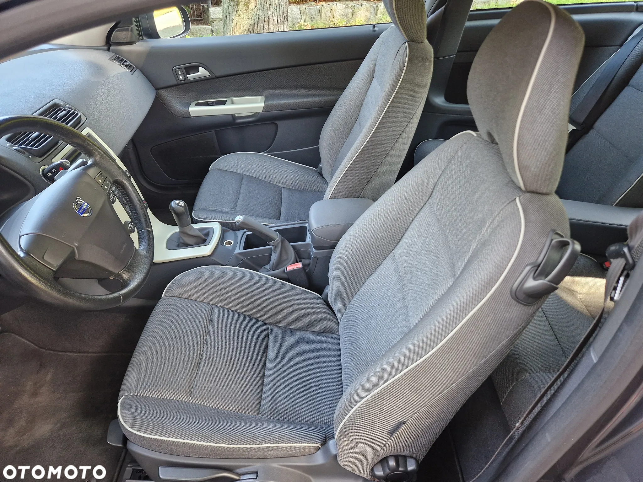 Volvo C30 D2 DRIVe Momentum - 17