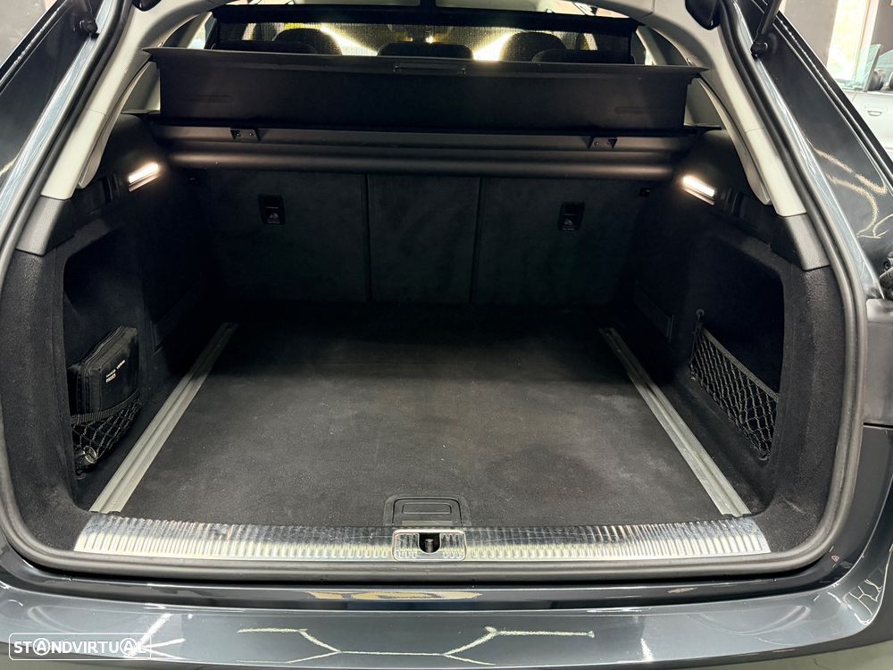Audi A4 Avant 2.0 TDI S tronic quattro - 36
