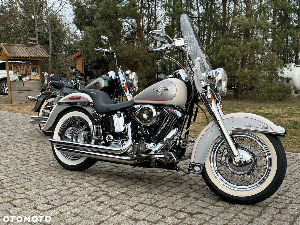 Harley-Davidson Softail Heritage Classic - 24