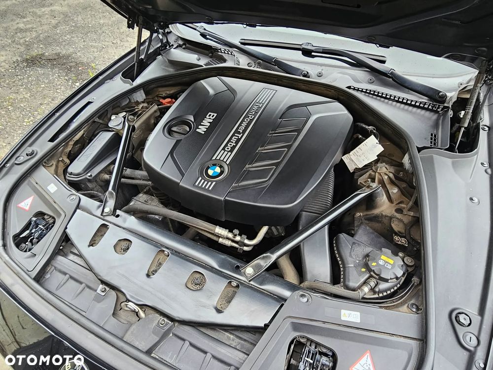 BMW Seria 5 525d xDrive Luxury Line - 6
