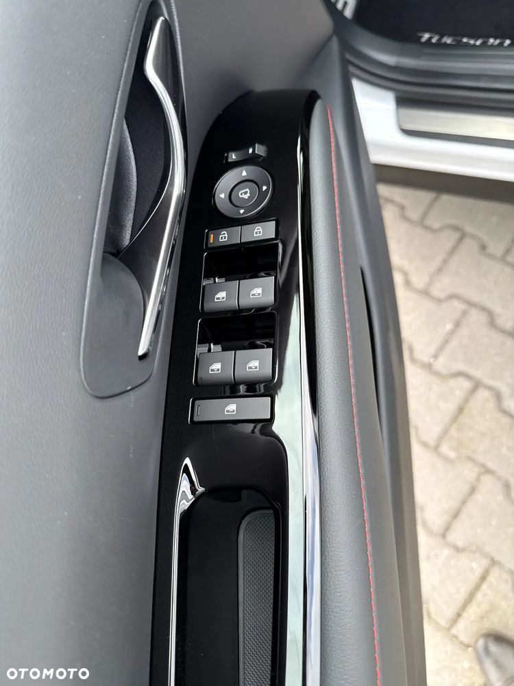 Hyundai Tucson 1.6 T-GDi N-Line Plus 2WD DCT - 10