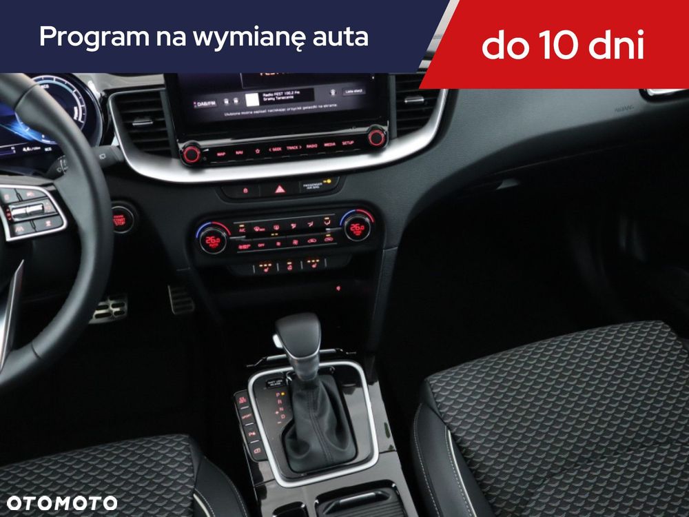 Kia XCeed - 10