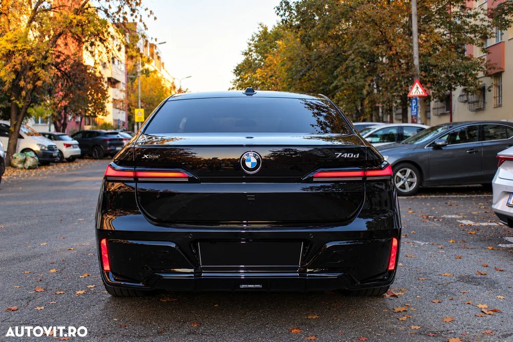 BMW Seria 7 740d xDrive MHEV - 4
