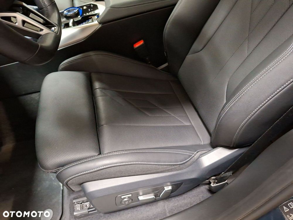 BMW X3 xDrive20d mHEV - 13