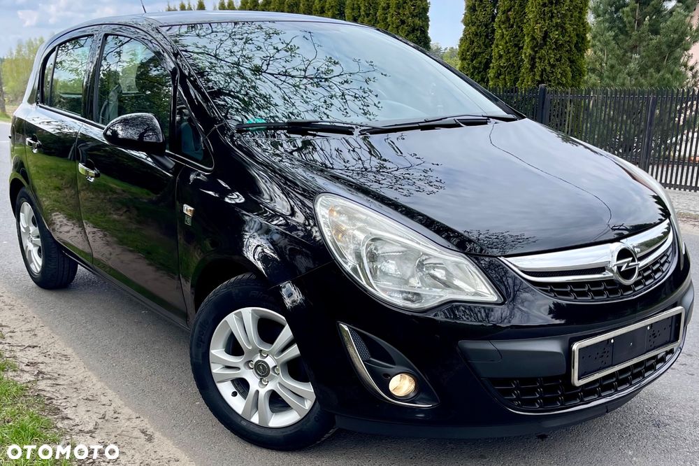 Opel Corsa 1.2 16V Cosmo - 5