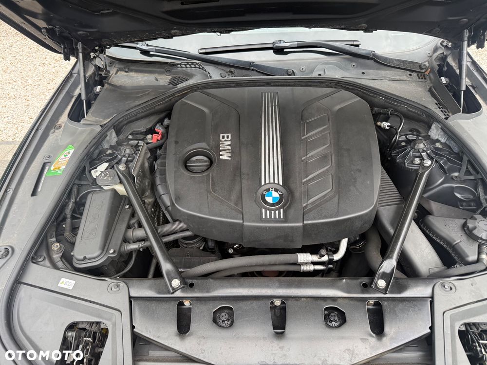 BMW Seria 5 520d Sport-Aut - 25