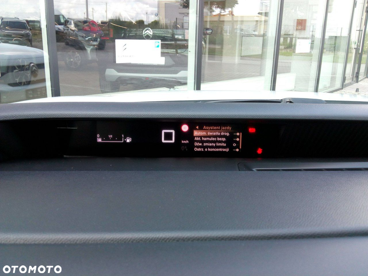 Citroën C3 Aircross 1.2 Turbo Plus S&S - 16
