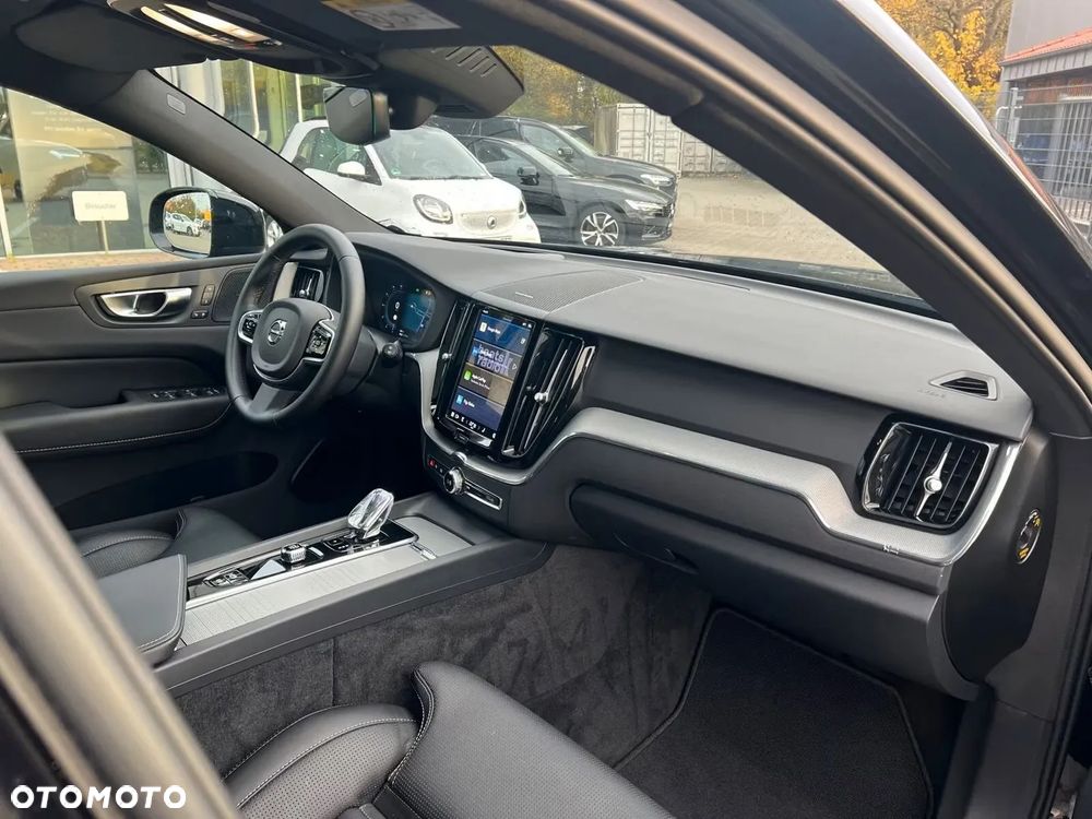 Volvo XC 60 T8 AWD Plus Black Edition - 16