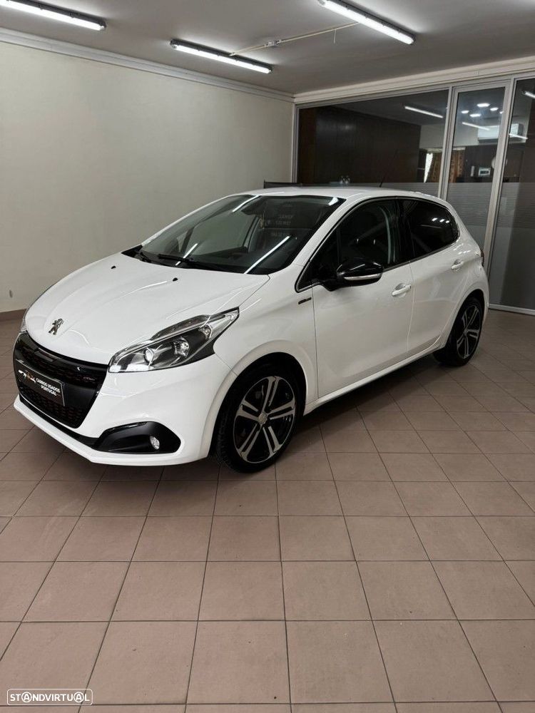 Peugeot 208 1.2 PureTech GT Line - 10