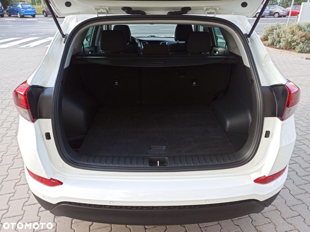 Hyundai Tucson blue 1.7 CRDi 2WD Advantage - 18