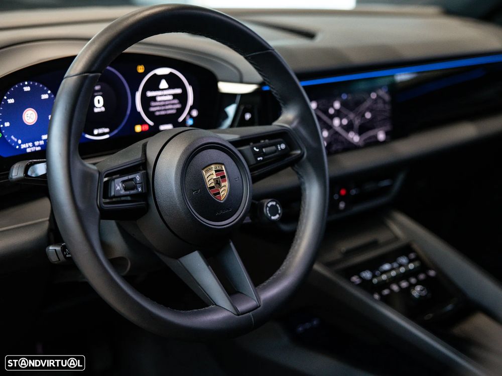 Porsche Macan Electric - 21