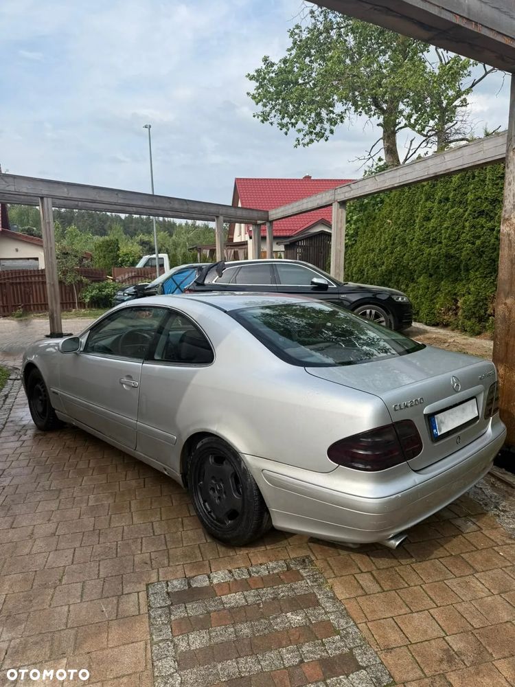 Mercedes-Benz CLK - 3