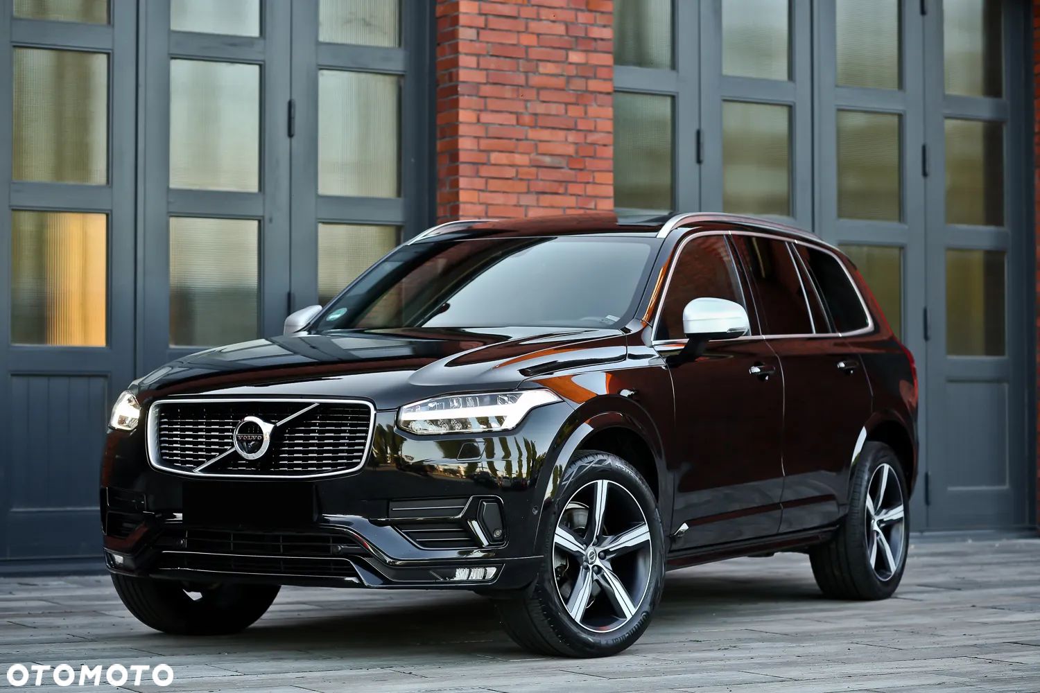Volvo XC 90 D5 AWD Geartronic RDesign - 1